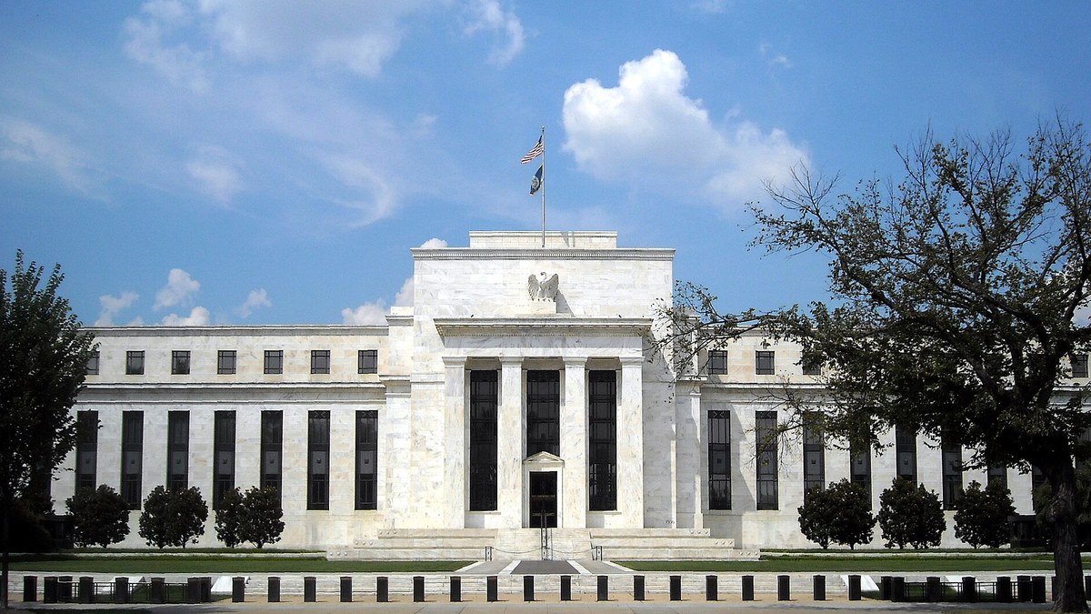 Fed decides at 2pm ET; Warsh presser at 2:30pm ET