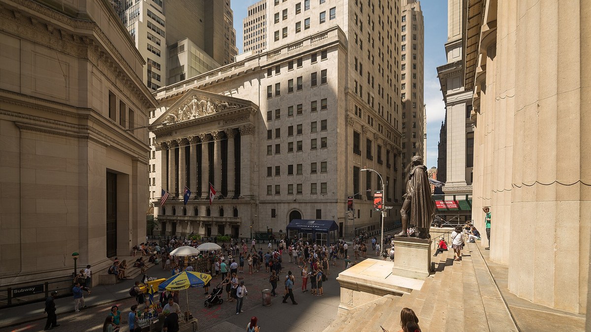 S&P 500 snaps back 0.70%; Nasdaq gains 0.82%